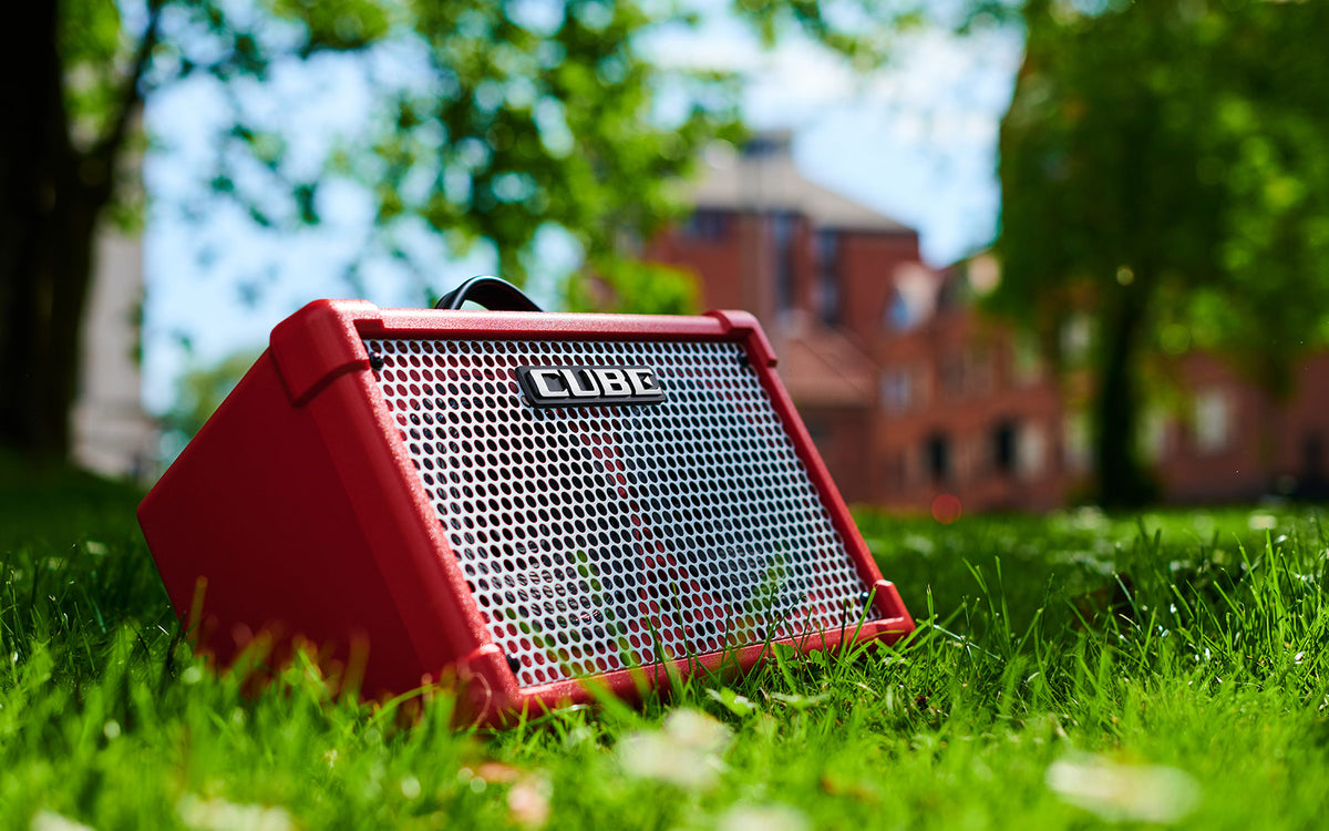 BOSS CUBE Street II Multi-Instrument Battery Amplifier