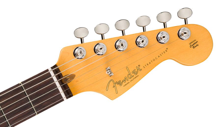 VINTAGE STYLE HARDWARE AND STAGGERED CLASSICGEAR TUNERS
