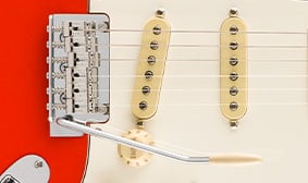 2-POINT SYNCHRONIZED TREMOLO WITH BENT STEEL SADDLES