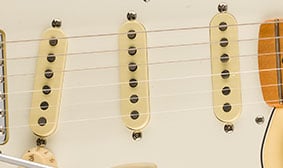 VINTAGE-STYLE '70S STRAT PICKUPS