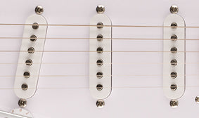 SQUIER SINGLE-COIL PICKUPS