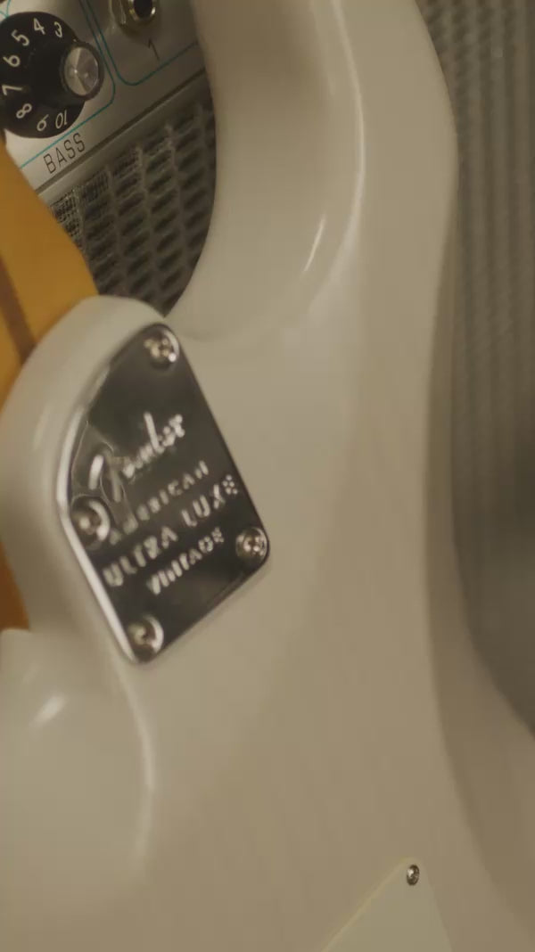 American Ultra Luxe Vintage '50s Stratocaster