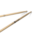 Promark Classic Forward 747 Hickory Drumstick, Oval Wood Tip