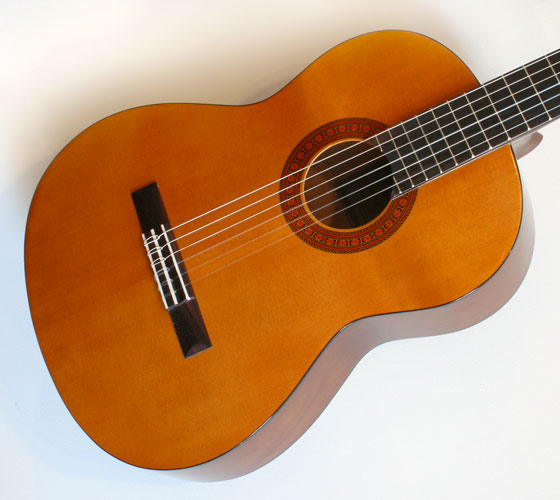 Yamaha CS40 3/4 Size Classical Guitar