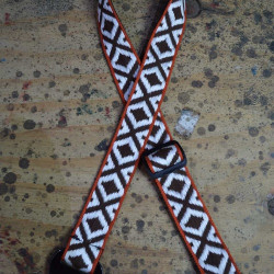 Ukulele Strap White Diamonds Zig Zag Jacquard